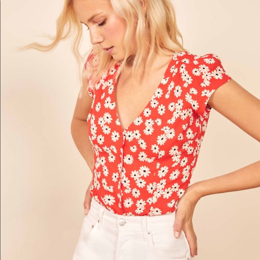 reformation floral button-up cap sleeve blouse